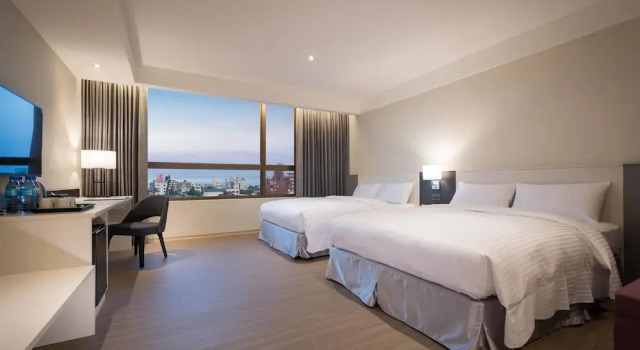 Четырёхместный семейный номер Standard Full Kind Hotel