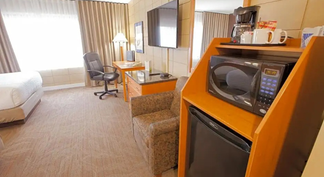 Номер Deluxe Neighbourhood Inn Hotels in Bonnyville