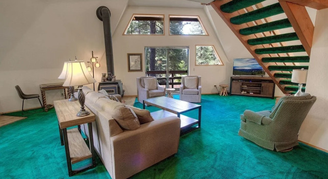 Fool Around House 3 Bedroom Home by Redawning