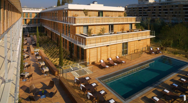 Standart çift kişilik oda Courtyard by Marriott Montpellier