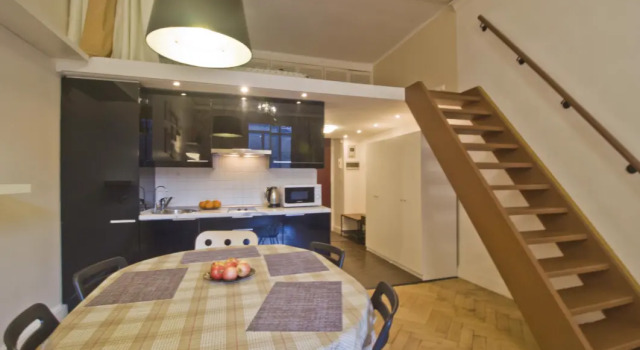 Lakshmi House Apartment Bolshoy Gnezdnikovskiy Lane, 10, Prenota Appartamento Mosca Russia, vicino a Tchaikovsky Concert Hall