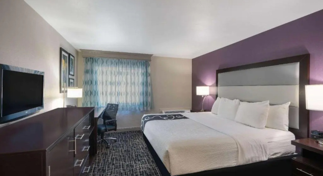 Номер Standard La Quinta Inn & Suites by Wyndham Fort Collins, Colorado