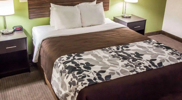 Двухместный номер Standard Garner Hotel Topeka West by IHG