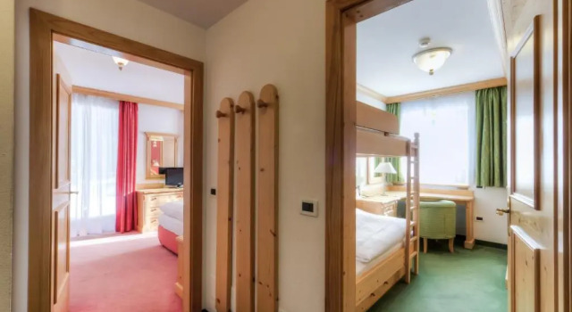 Четырёхместный номер Standard Hotel Chalet Corso