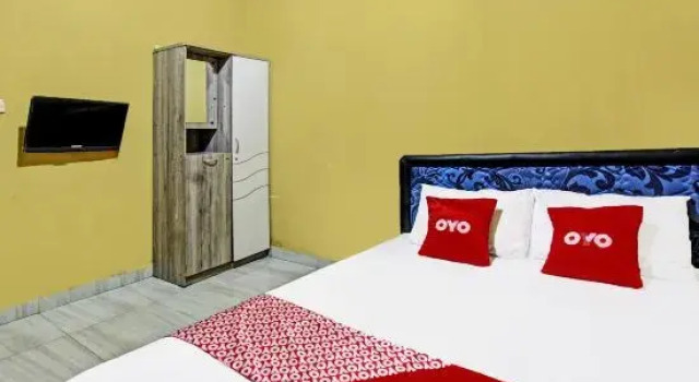 OYO 91845 Var House Near Pantai Tanjung Bias, Rezervovat Hotel Hotely v Mataram s parkováním, Parkování