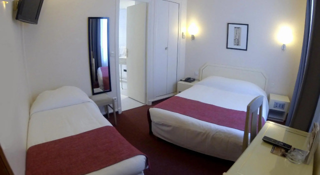 Трёхместный номер Standard Casa Serena Paris Hôtel