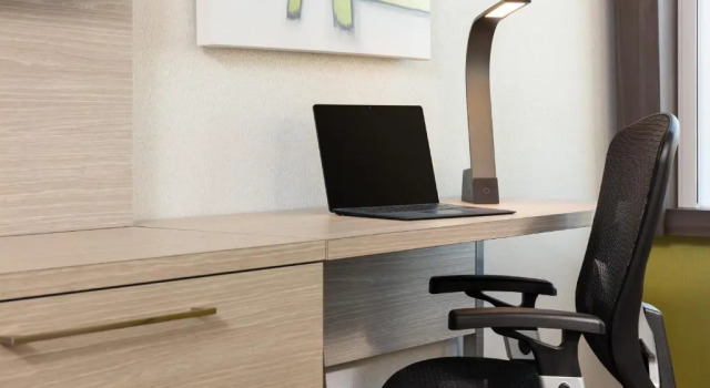 Четырёхместный номер Standard Holiday Inn Express Quebec City-Sainte Foy by IHG