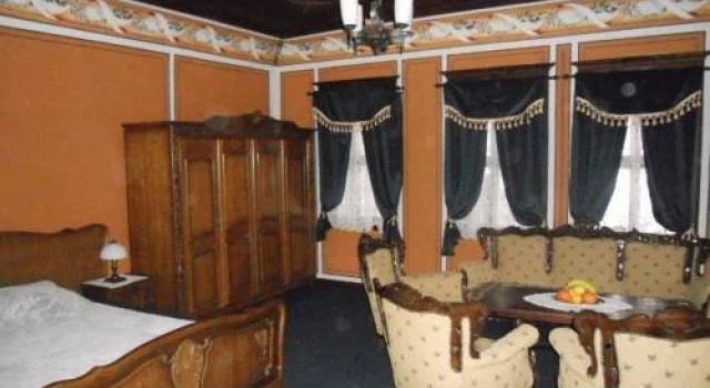 Guest House Konsulato, Rezervasyon Misafirhane Asenovgrad otoparklı oteller, Otopark