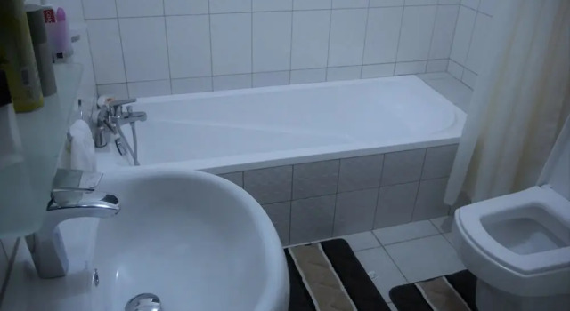 Апартаменты Premium c 1 комнатой с балконом и с видом на сад Ntinda View Apartments