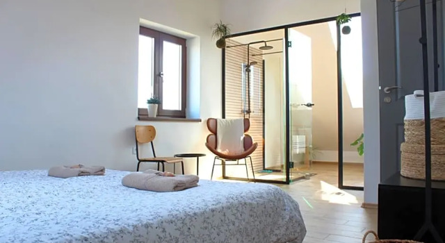 Kafe v ob¿v¿, Rezerwuj Hotel Hotele w Central Bohemia z parkingiem, Parking
