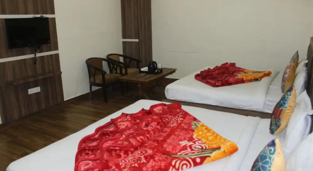 Семейный номер Standard Hotel Shivaay Grand