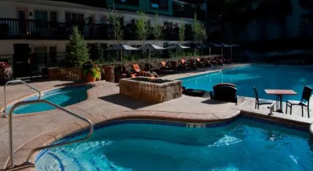 Lodge at Vail Dog Friendly C252, Забронировать Апартаменты/квартира Отели Вейл с парковкой, Парковка
