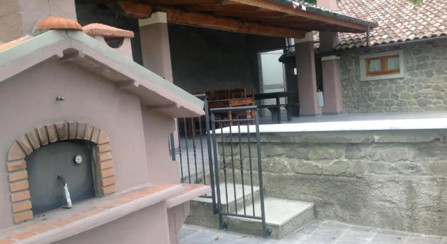 Коттедж Castel Di Gufi