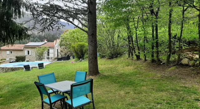 Апартаменты maison en pierre dans un écrin de verdure