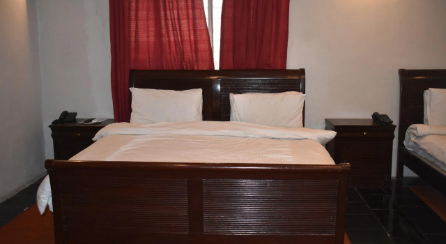 Hotel Burj Al-Hateem