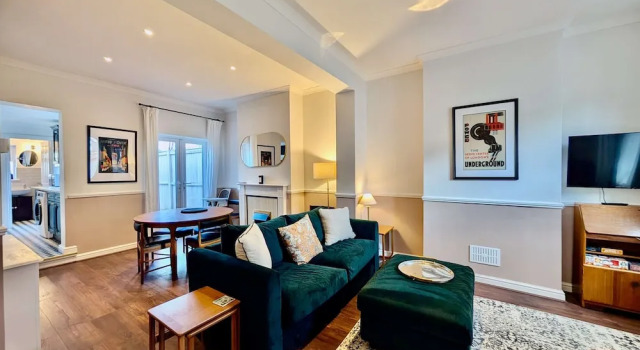 Апартаменты Charming Two-bedroom Home in London