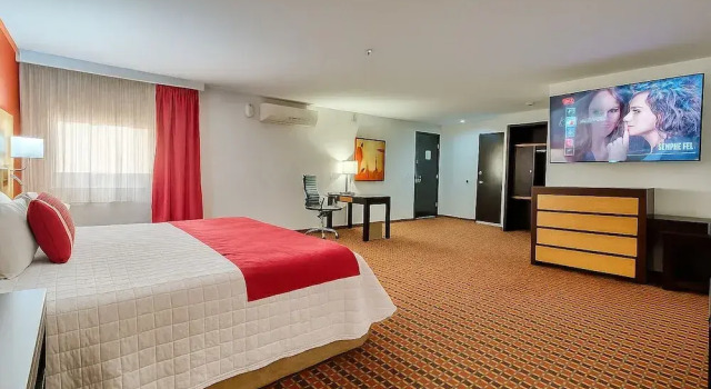 Полулюкс Paris FC Hotel