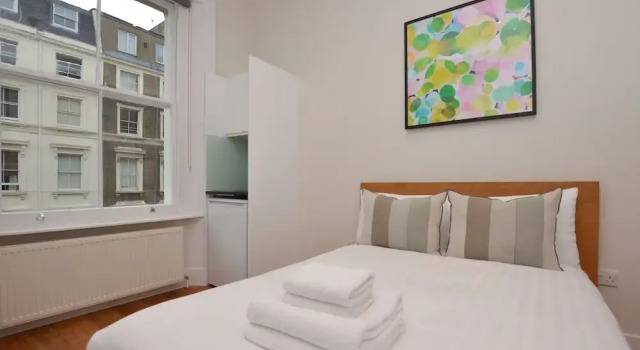 Студия Queensborough Terrace Serviced Apartments