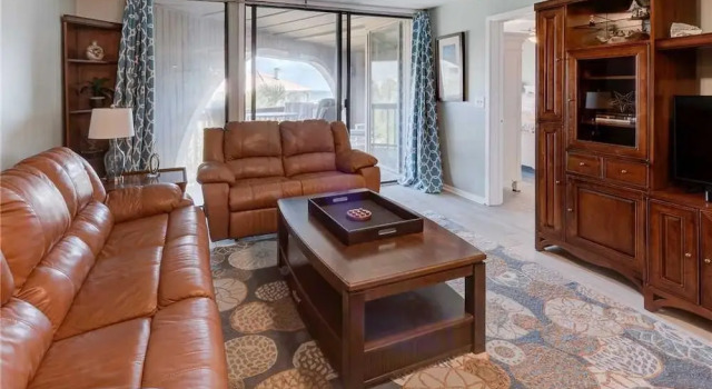 Hibiscus 301D - Two Bedroom Condo with Ocean View, Rezerwuj Hotel Hotele w Saint Augustine Area z basenem, Basen