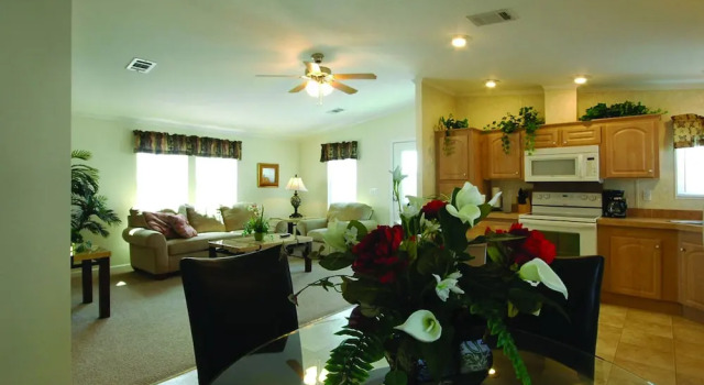 Коттедж Standard Groves RV Resort
