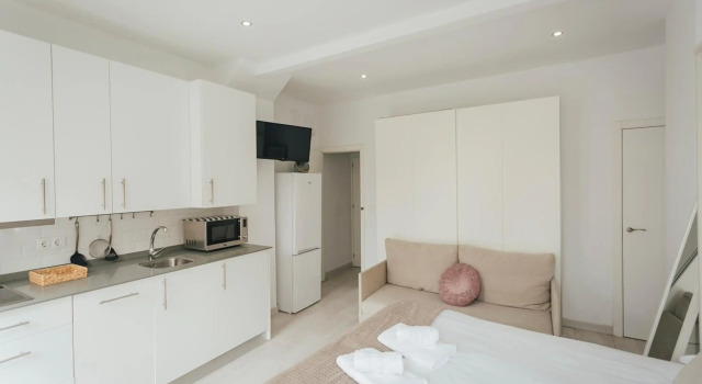 One&Lux El Salvador - Central Studio with a Stunning View