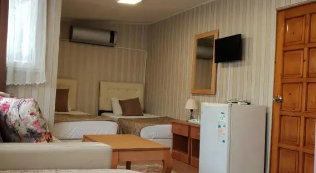 Четырёхместный номер Standard с видом на горы Sulduz Hotel