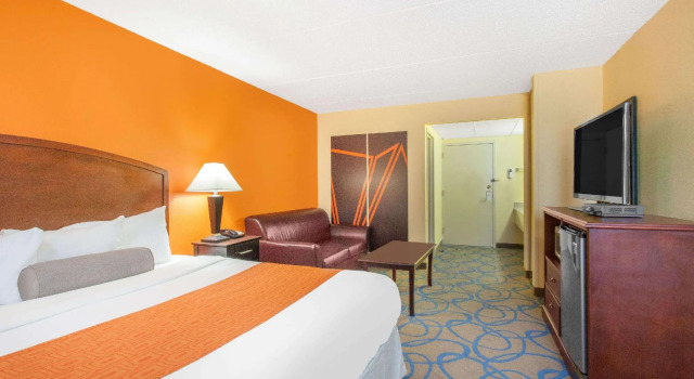 Двухместный номер Standard Howard Johnson Inn Suffern