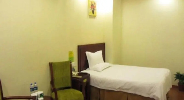 Номер Standard c 1 комнатой Greentree Inn Suzhou Shengze Business Hotel