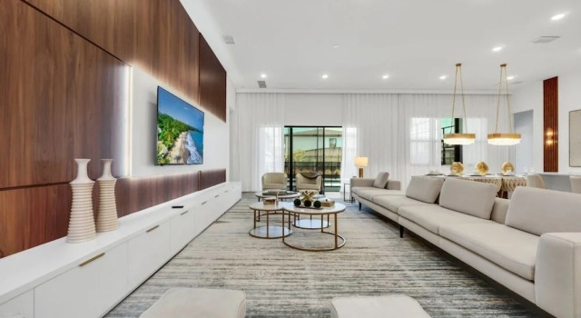 6283sand 15 Bedroom Villa, Rezerwuj Willa Hotele w Kissimmee z parkingiem, Parking