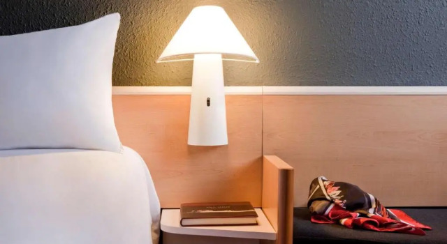 Номер Standard Ibis Provins