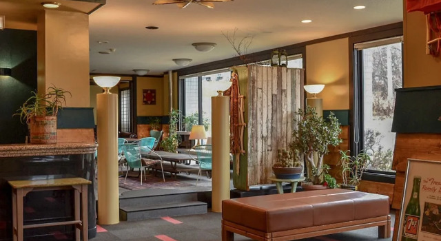 Earthmans Tsugaike, Prenota Hotel Otari 