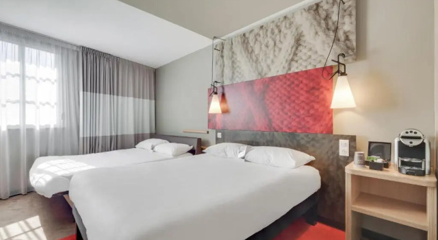 Двухместный номер Superior ibis Saint Germain en Laye Centre
