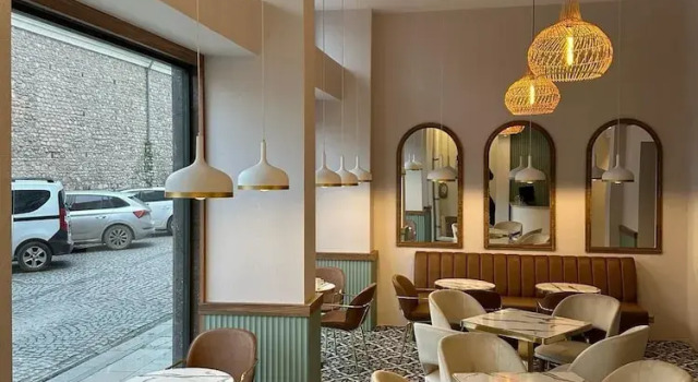 Iris Han Hotel