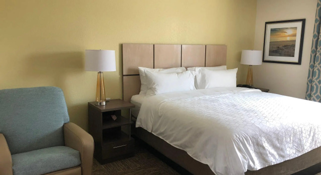 Двухместный люкс Candlewood Suites - Panama City Beach Pier Park by IHG