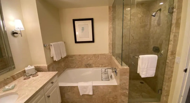 Апартаменты 2 Bedroom OR King Studio Suites Four Seasons Hotel Miami Free Wi-Fi & Free Parking