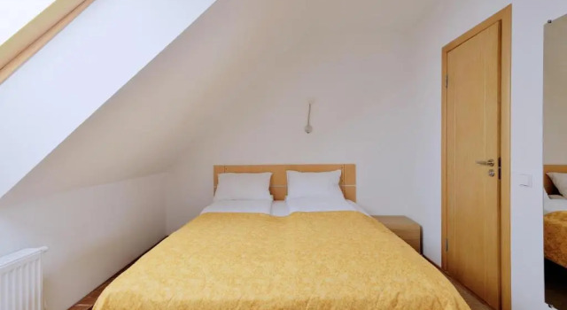 Draugų namai, Book Hotel Hotels in Alytus with Parking, Parking