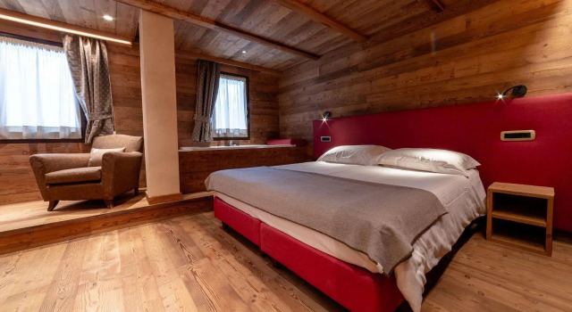 Hotel Castor, Забронировать Отель Аяс Шамполюк