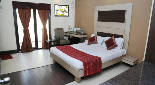 Двухместный номер Deluxe Pacific Inn Huda City Centre Sec 41