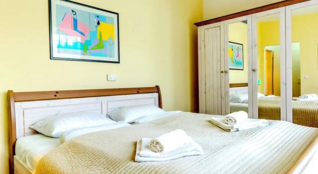 3 Bedroom Paulay Penthouse, Забронировать Отель Бизнес-отели Будапешта, рядом с Станция метро Vorosmarty Square, 4* 5*
