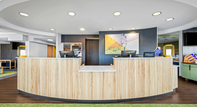 Spark By Hilton Cleveland Beachwood, Забронировать Отель Отели Бичвуд с завтраком, рядом с Центр еврейского наследия имени Мальца, Завтраки
