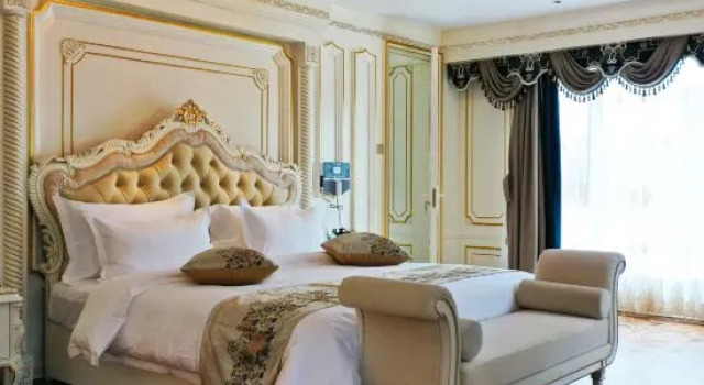 Люкс Grand Golden Horse Horizon Hotel