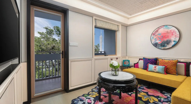 Двухместный номер Standard Hotel Indigo Guangzhou Haixinsha by IHG