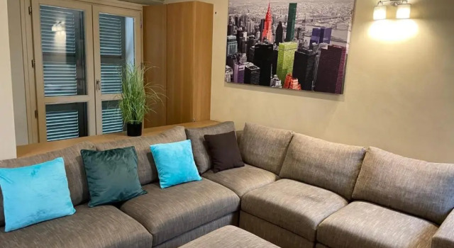 Central,quiet, apartment Eiffel, near river, Забронировать Апартаменты/квартира Апартаменты Тимишоары, рядом с Huniade Castle, Апартаменты/квартира