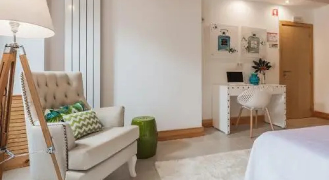 Five Senses Hostel, Забронировать Хостел Хостелы Коимбры, рядом с Жардим да Манга, Хостел