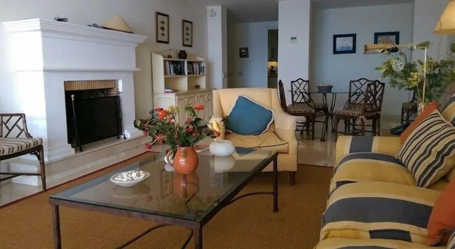 Grand Front Line Location Apartment- Heated Pool