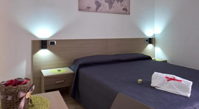 Bouganville House - Casa Vacanze, Rezervați Hotel Hoteluri în Vibo Valentia cu parcare, Parcare