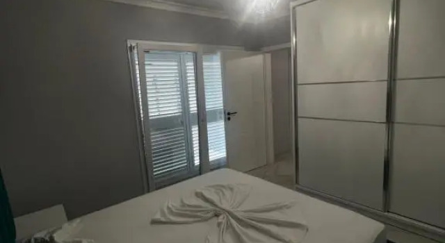090 Center Apartment