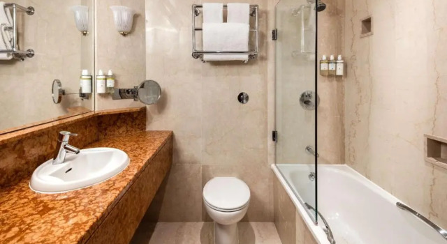 Двухместный номер Standard Radisson Blu Hotel, London Heathrow