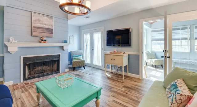 Fish, Swim & Boat: Colonial Beach Bungalow, Buchen Sie Hotel Colonial Beach Virginia