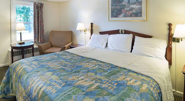 Двухместный номер Standard Econo Lodge